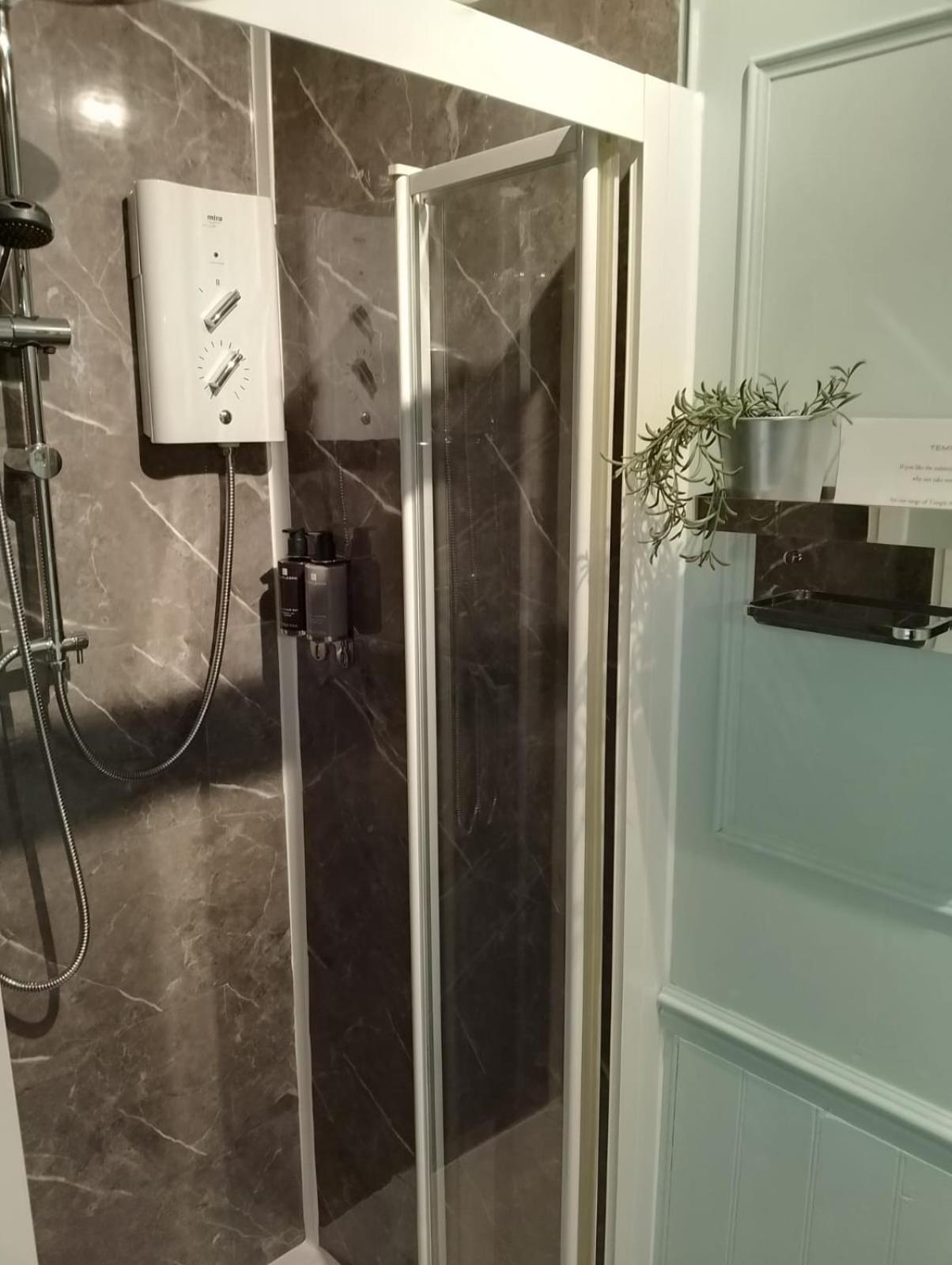 Garway Lodge Guest House توركواي المظهر الخارجي الصورة